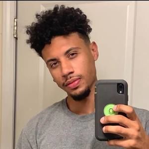 Meet your Posher, Xavier